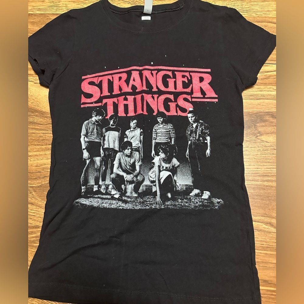Stranger Things XL black short sleeve